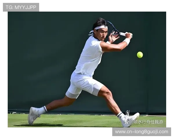 网球界新星崛起引发关注大师赛赛场风云再起