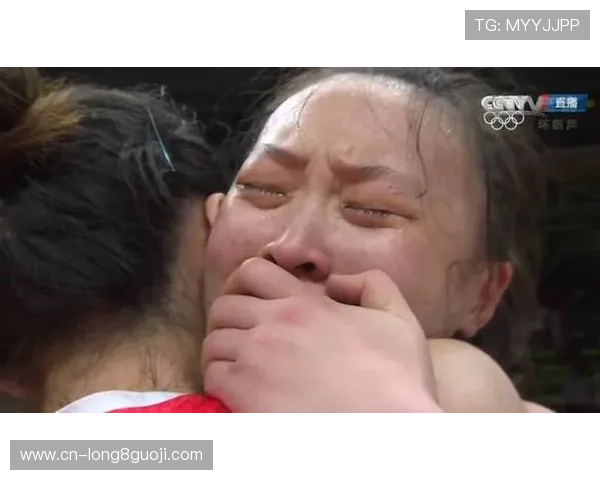 汗水背后的故事:运动员独家访谈揭秘拼搏与坚持的心路历程 汗水背后的故事:运动员独家访谈揭秘拼搏与坚持的心路历程